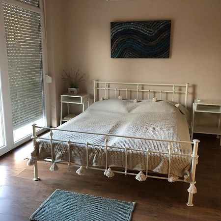 זמראדי Crystal Spas Apartman-Balaton מראה חיצוני תמונה